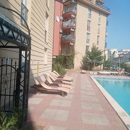 Ξενοδοχείο με διαμερίσματα Studio Apartments Mirjana *